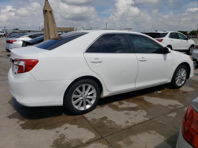 2014 Toyota Camry Hybrid