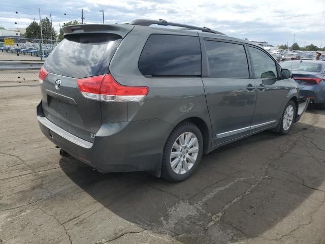 2012 Toyota Sienna XLE