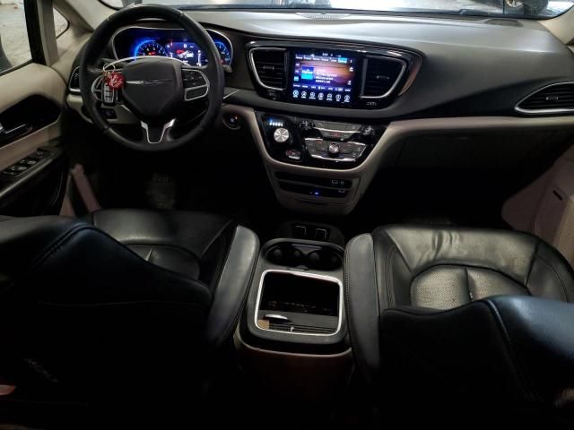 2017 Chrysler Pacifica Touring L Plus