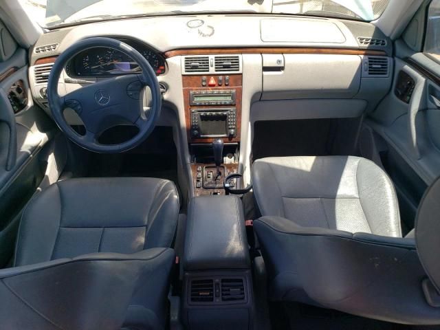 2000 Mercedes-Benz E 320