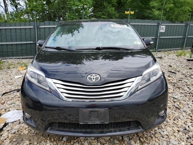 2017 Toyota Sienna XLE