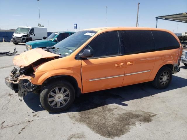 2006 Chrysler Town & Country Touring