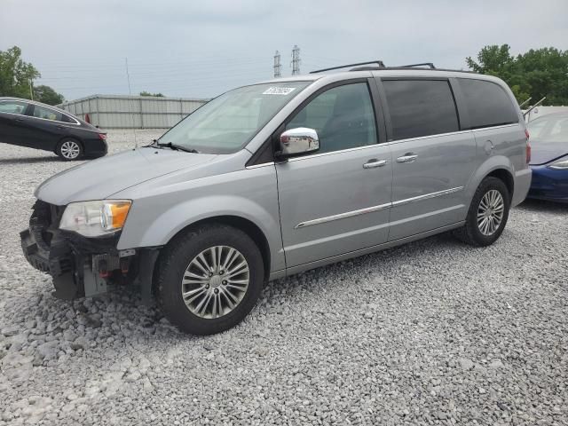 2014 Chrysler Town & Country Touring L