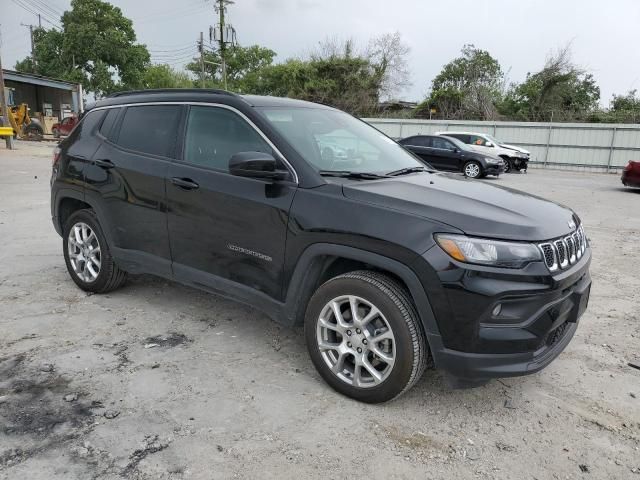 2023 Jeep Compass Latitude LUX