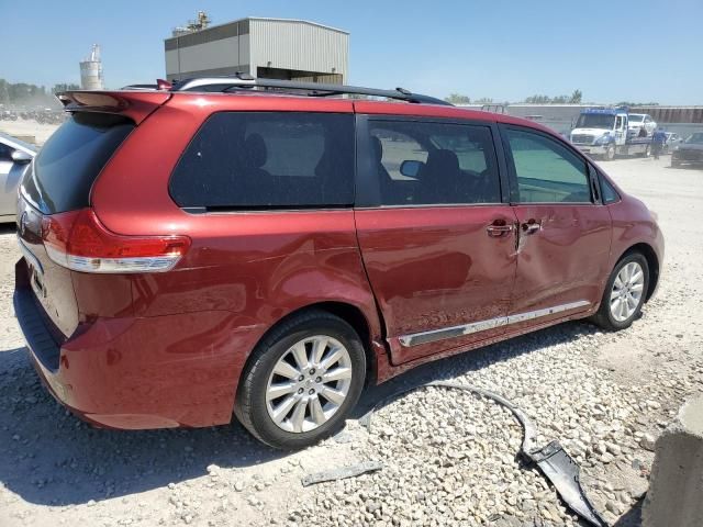 2012 Toyota Sienna XLE