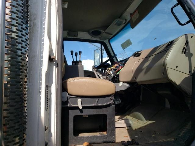 2008 Sterling Truck L 8500