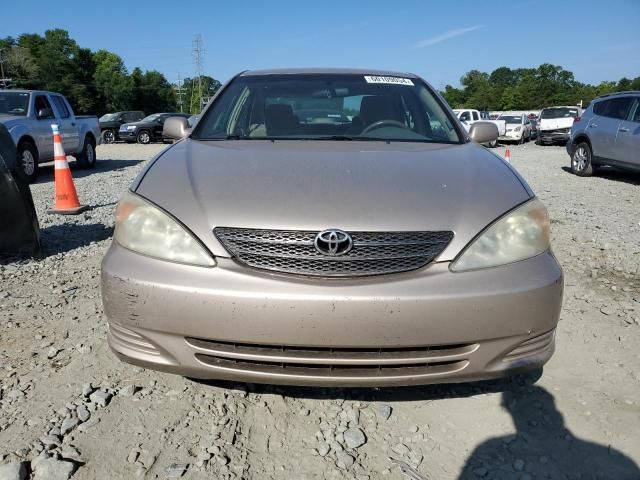 2004 Toyota Camry LE