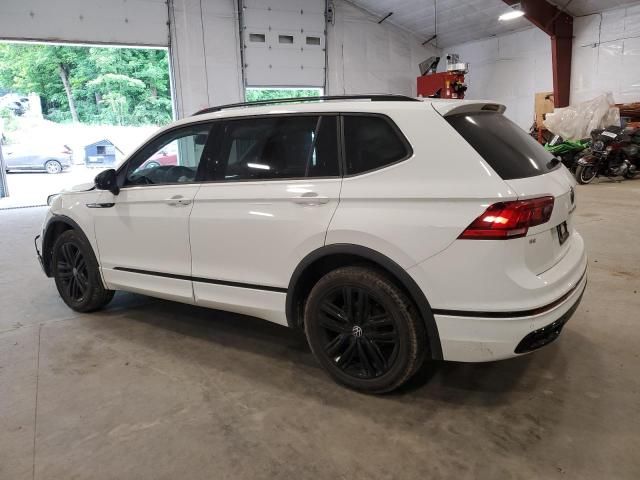 2022 Volkswagen Tiguan SE R-LINE Black