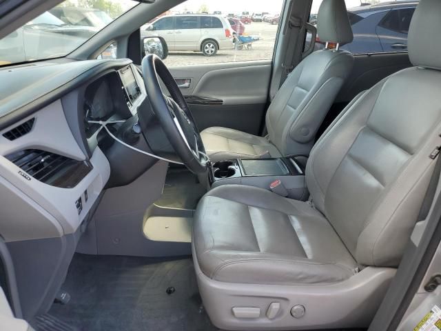 2015 Toyota Sienna XLE