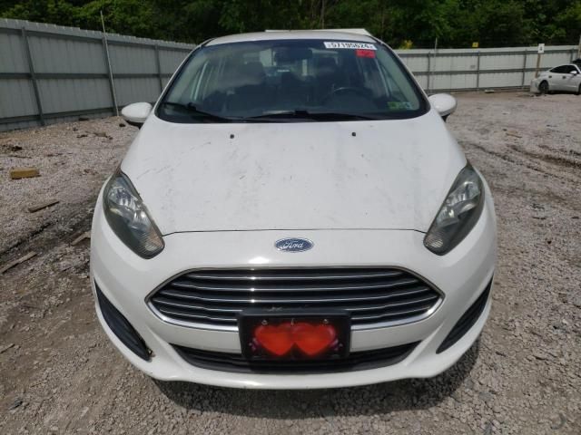 2014 Ford Fiesta SE