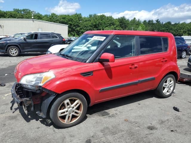 2011 KIA Soul +