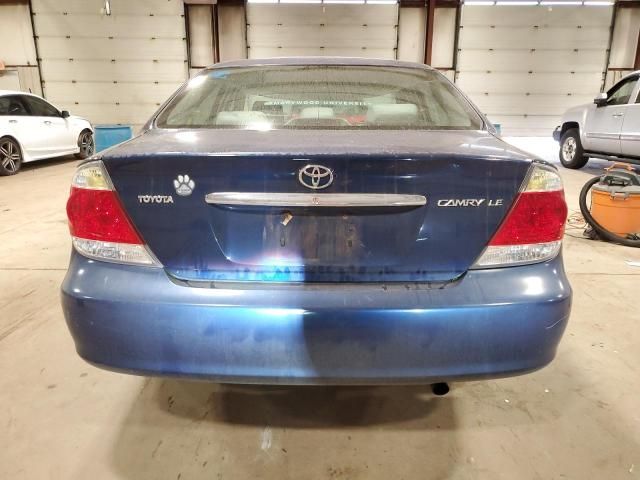 2005 Toyota Camry LE