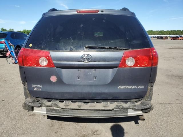 2008 Toyota Sienna XLE