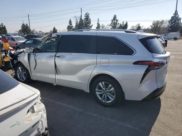 2023 Toyota Sienna Limited