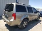 2006 Nissan Pathfinder LE