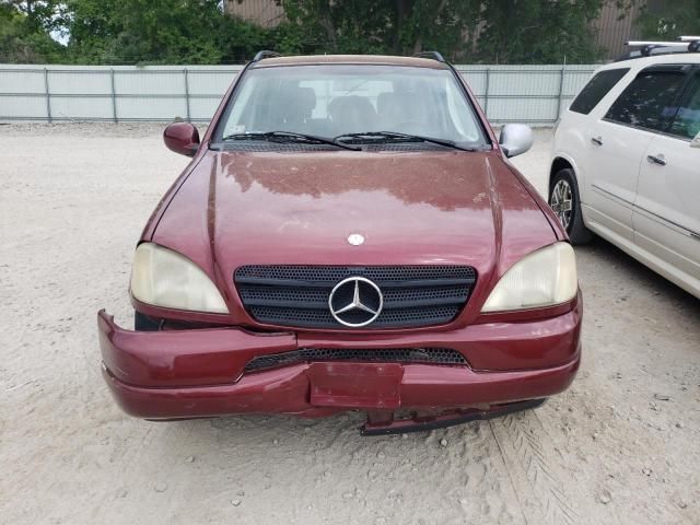 2000 Mercedes-Benz ML 320