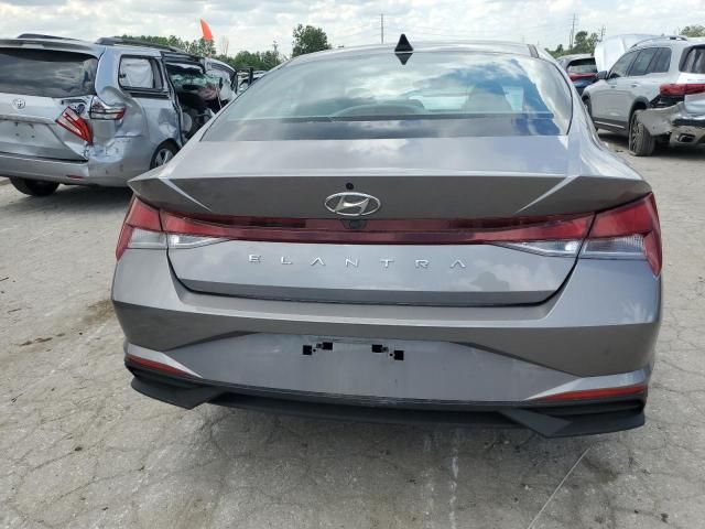 2022 Hyundai Elantra SEL