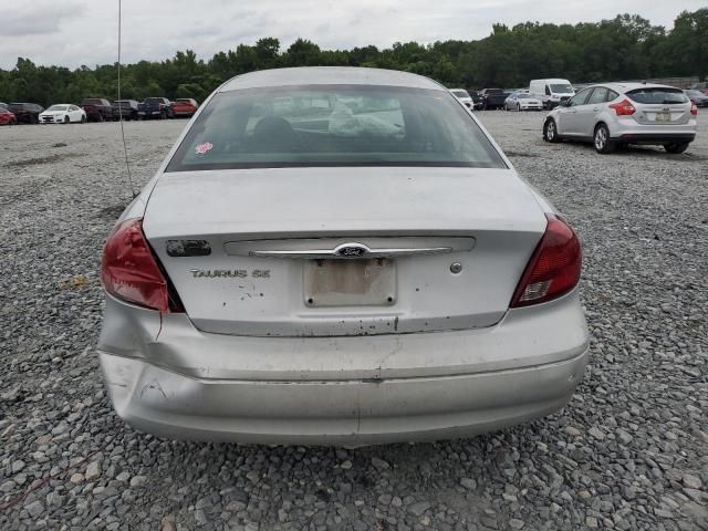 2003 Ford Taurus SE