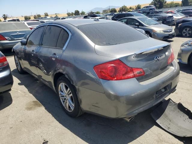 2015 Infiniti Q40