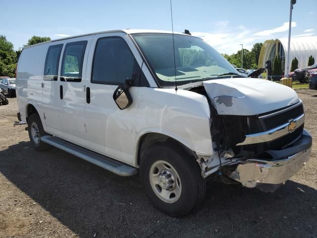 2022 Chevrolet Express G2500