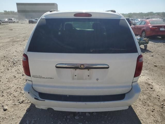 2007 Chrysler Town & Country LX