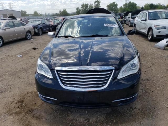 2014 Chrysler 200 Limited