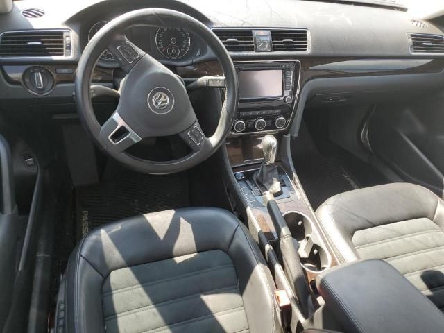 2014 Volkswagen Passat SEL