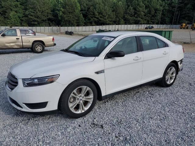 2016 Ford Taurus SE