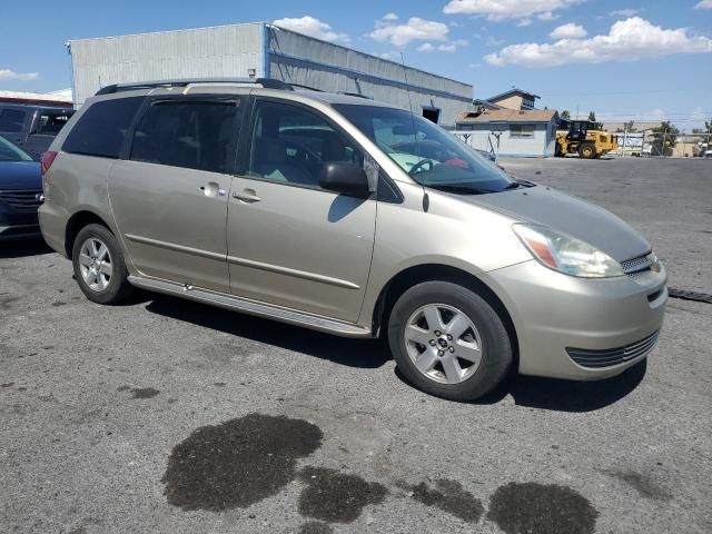 2005 Toyota Sienna CE