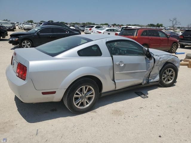 2005 Ford Mustang