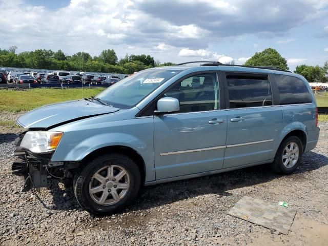 2010 Chrysler Town & Country Touring Plus