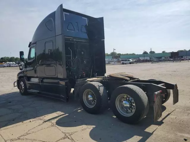 2017 Freightliner Cascadia 125