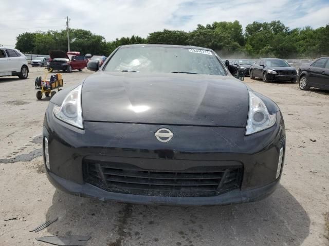 2015 Nissan 370Z Base