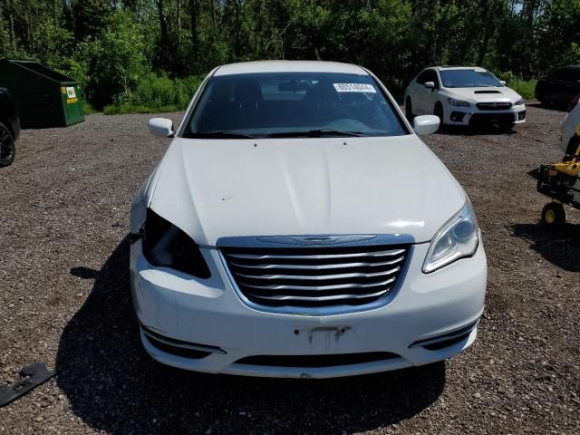 2013 Chrysler 200 LX