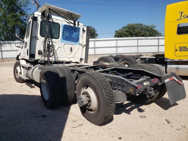 2020 Freightliner Cascadia 126