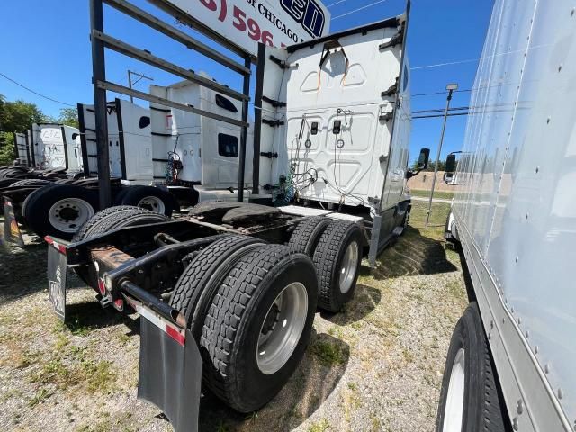 2016 Freightliner Cascadia 125