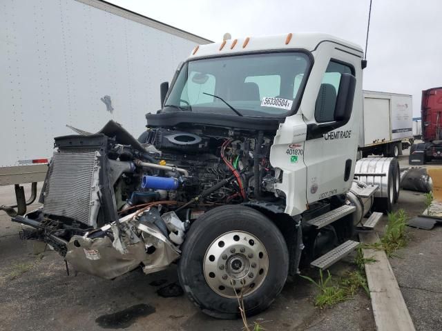 2023 Freightliner Cascadia 126