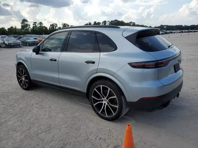 2023 Porsche Cayenne Base