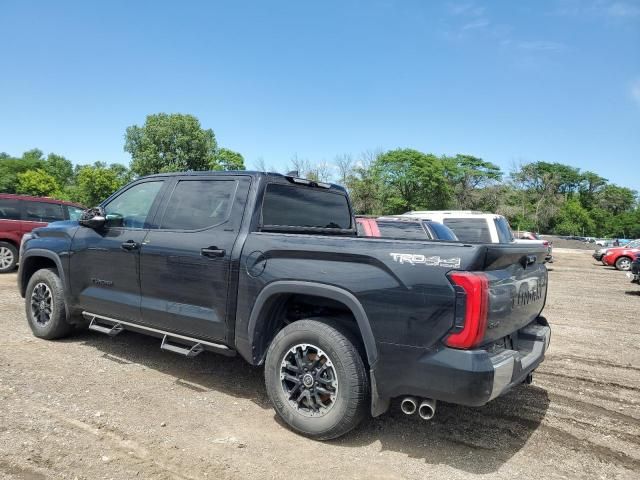 2022 Toyota Tundra Crewmax SR