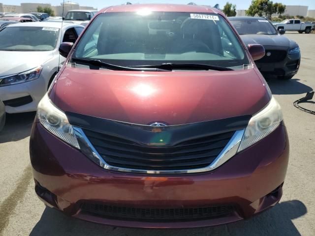 2012 Toyota Sienna LE