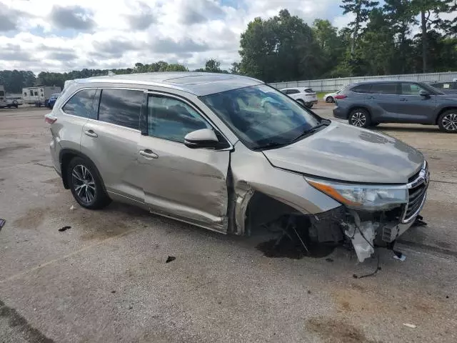 2016 Toyota Highlander XLE