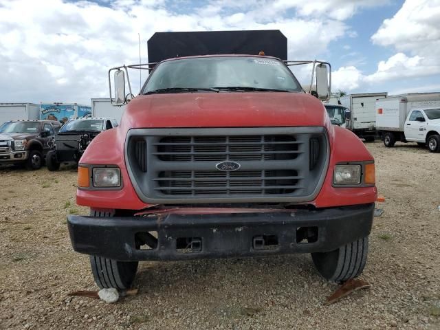 2002 Ford F650 Super Duty