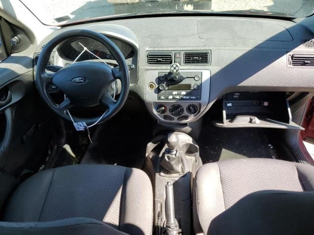 2005 Ford Focus ZX3