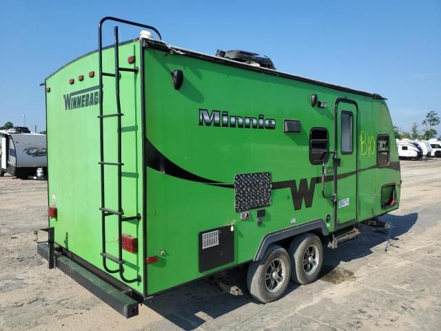 2015 Winnebago Trailer