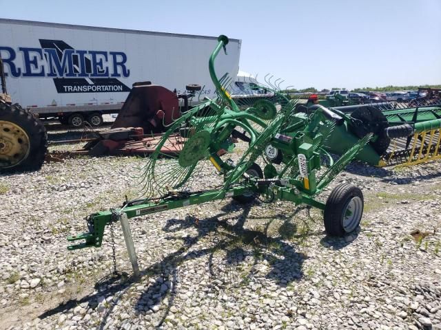 2020 John Deere HAY Rake