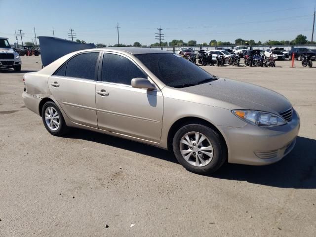 2005 Toyota Camry LE