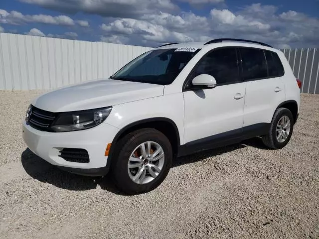 2016 Volkswagen Tiguan S