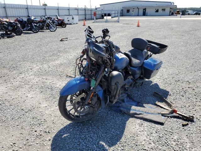 2018 Harley-Davidson Flhxs 115TH Anniversary Street Glide Special