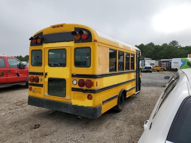 2006 Ford Econoline E350 Super Duty Cutaway Van