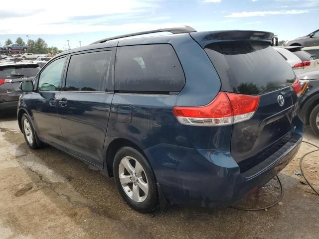 2012 Toyota Sienna LE